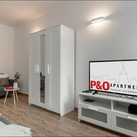 P&O Apartments Metro Politechnika on Zbawiciela Square
