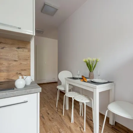 Apartament P&O Apartments Metro Politechnika on Zbawiciela Square