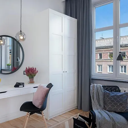 Apartamento P&o Metro Politechnika On Zbawiciela Square Varsovia