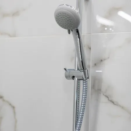 Apartamento P&o Metro Politechnika On Zbawiciela Square Varsovia