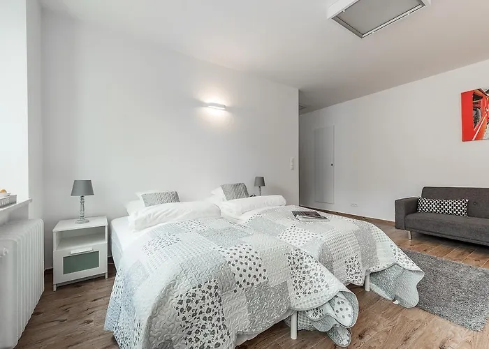 P&o Metro Politechnika On Zbawiciela Square Lejlighed Warszawa