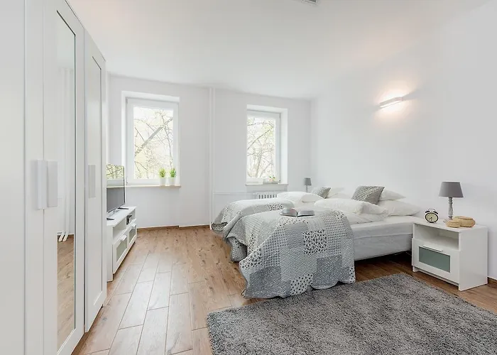 Lejlighed P&o Metro Politechnika On Zbawiciela Square *