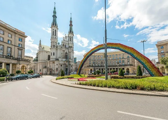 P&o Metro Politechnika On Zbawiciela Square Lejlighed Warszawa