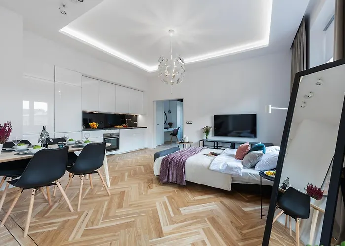 Lejlighed P&o Metro Politechnika On Zbawiciela Square *