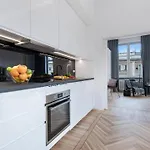Apartment P&o Metro Politechnika *