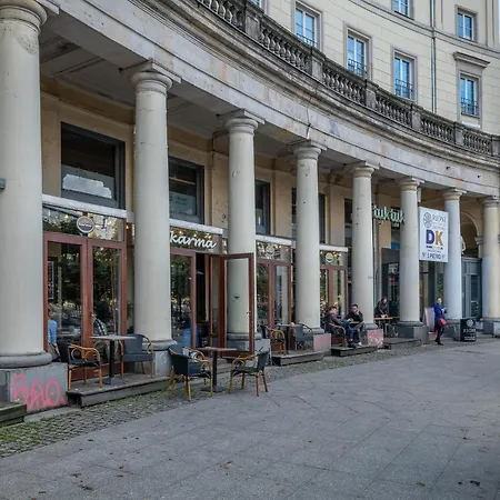 P&o Metro Politechnika Апартаменты *